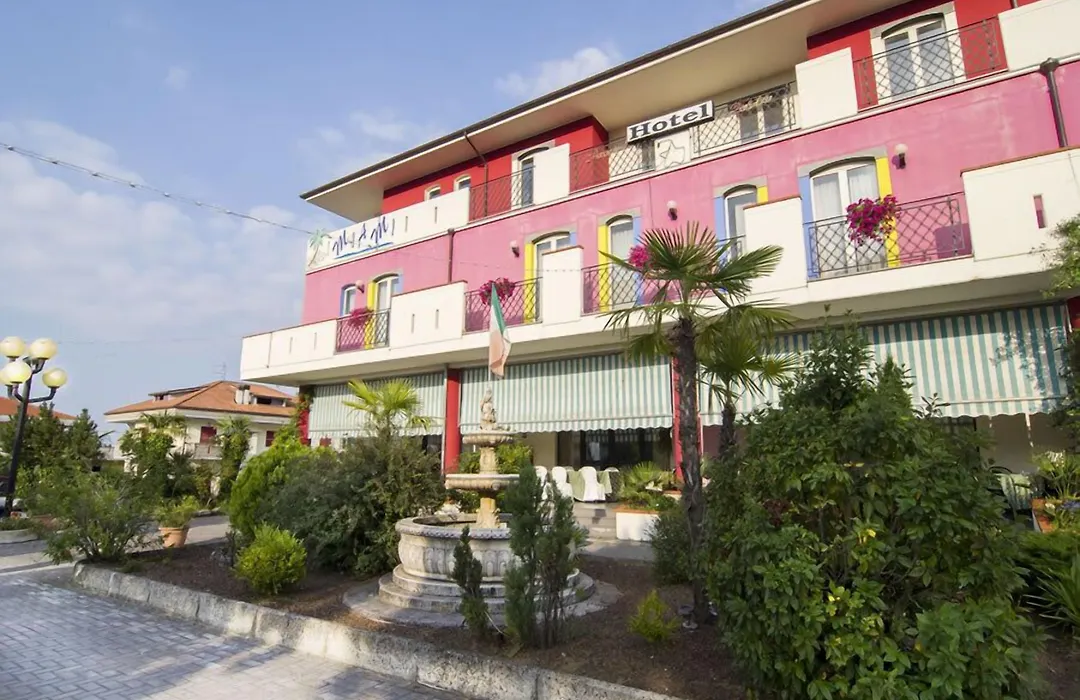 Hotel Miami-1